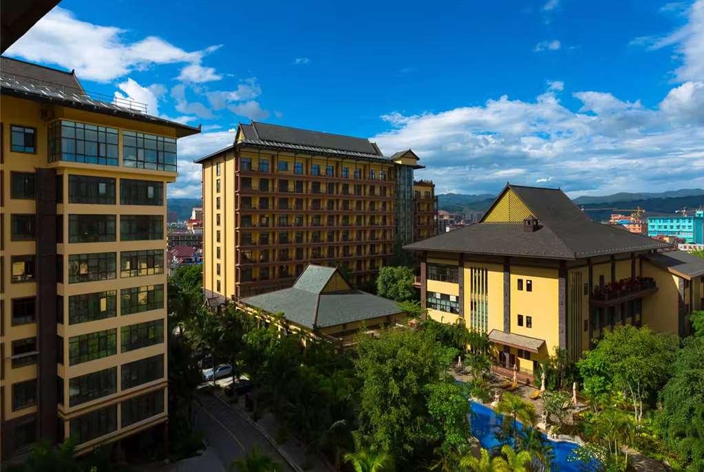 Ramada Plaza Xishuangbanna Hotel Bagian luar foto