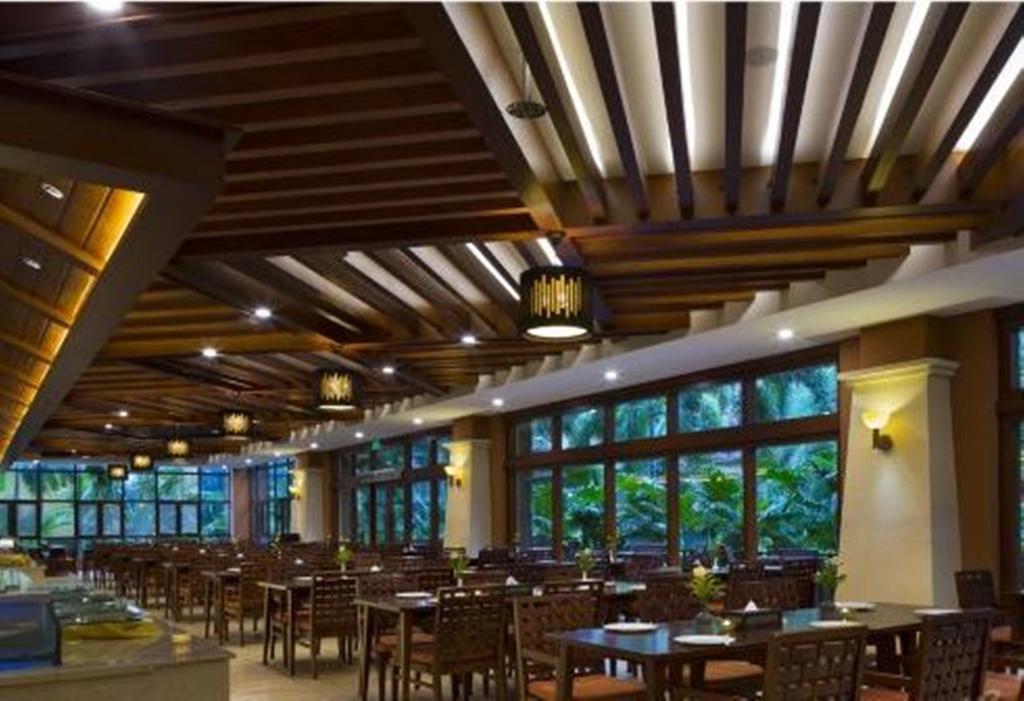 Ramada Plaza Xishuangbanna Hotel Bagian luar foto