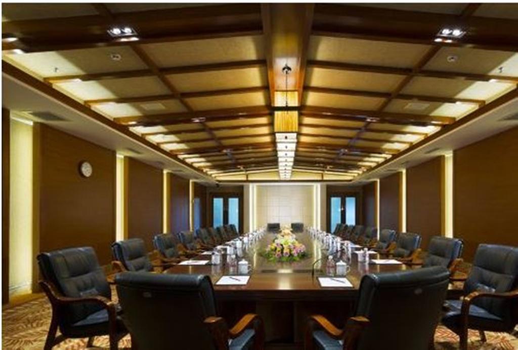 Ramada Plaza Xishuangbanna Hotel Bagian luar foto