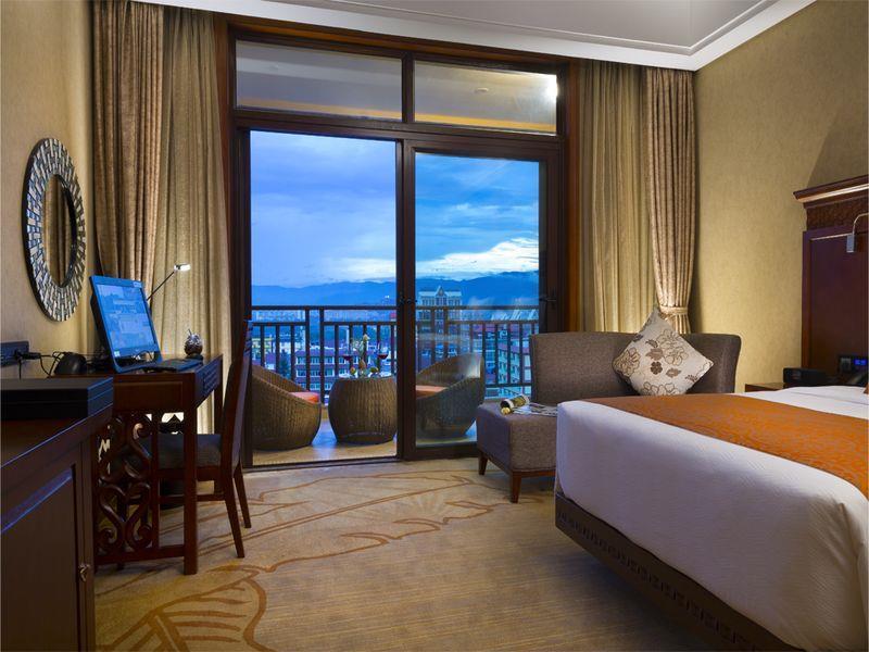 Ramada Plaza Xishuangbanna Hotel Bagian luar foto